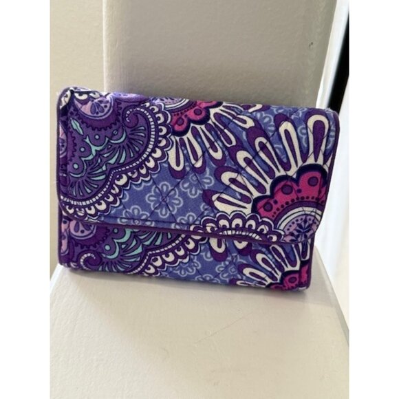 Vera Braldey Trifold Wallet Pocket Coin Case Lilac Tapestry Purple Flap Zipper - Picture 14 of 15